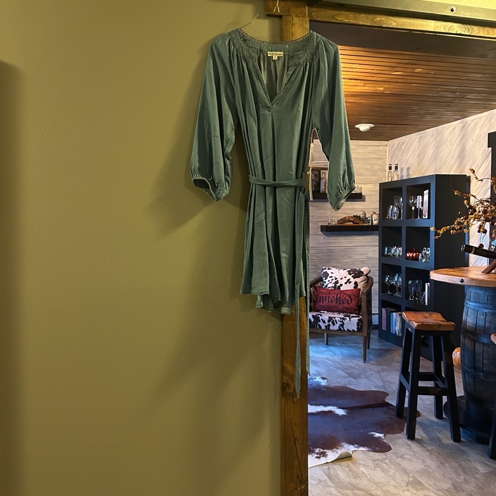 Elegant Teal Midi Dress